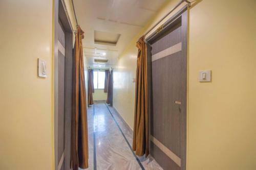 Hotel Staymaker Rajeshwari Residency