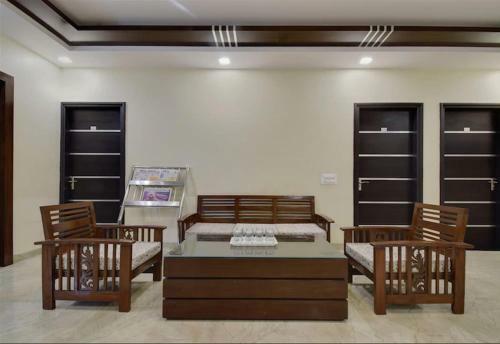 Hotel The Shashank Villa