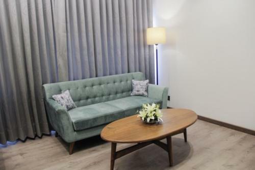Hotel District 5