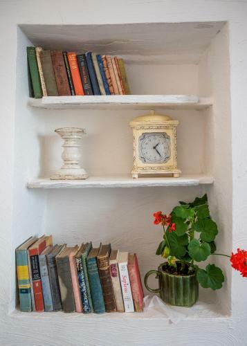 Sundays Forever - Hill Top Cottage