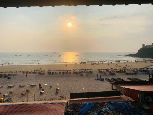 Hostal Baga Beach Sunset