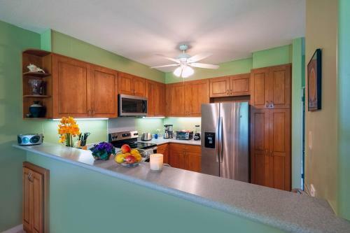 Apartamento Emmalani 411 - Ac, Spacious, Golf Course View, Close To Beach!