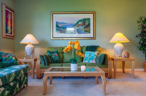 Apartamento Emmalani 411 - Ac, Spacious, Golf Course View, Close To Beach!