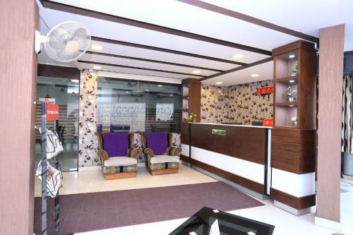Oyo Flagship 25093 Hotel Thamam