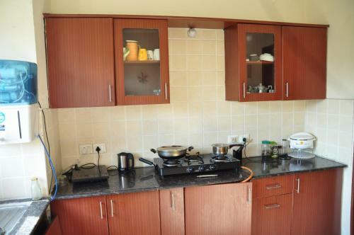 Hostal Luxurious Serviced Apt Pari Chowk/expomart/noida Expressway