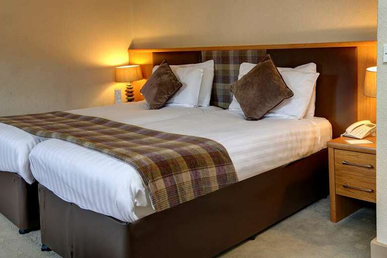 Buchanan Arms Hotel