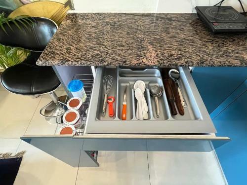 Panash Service Apartment 2bhk With Breakfast