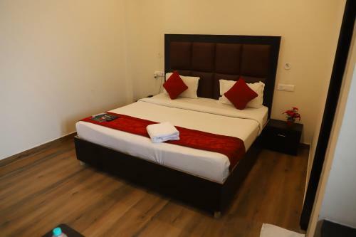 Hotel Green View Residency