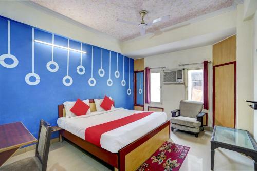 Collection O 77775 Hotel Comfort Inn