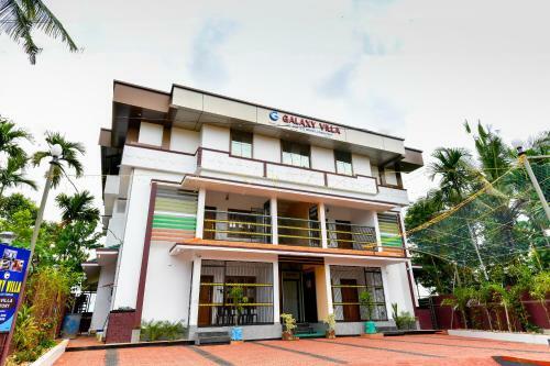 Hostal Oyo Home 83085 Hill View Galaxy Villa