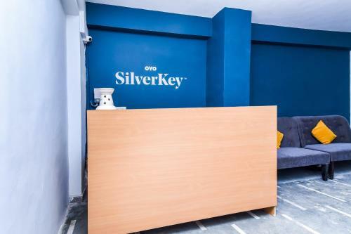 Hotel Vaccinated Staff - Silverkey Executive Stays 38651 Sector56