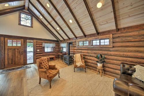 Serene Kootenai Cabin - 3 Mi To Dtwn And River!