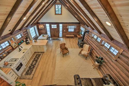 Serene Kootenai Cabin - 3 Mi To Dtwn And River!