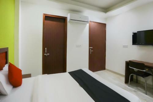 Capital O 68248 Hotel Sapphire