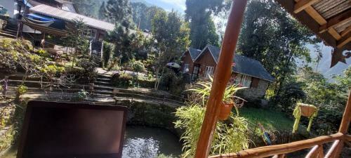 Bed & Breakfast Odyssey's Cherry Village Homestay