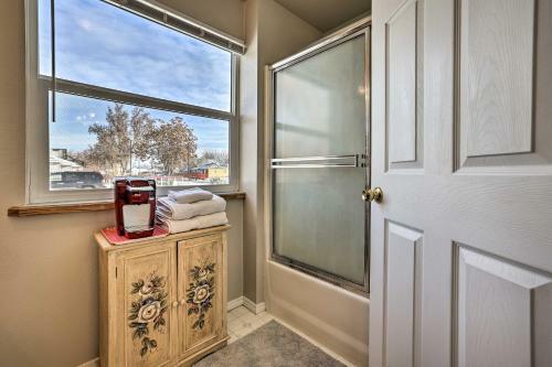 The Diamond Bungalow - Cozy Caldwell Home!