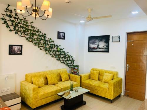 Apartamento The Vogue Square Near India Expo Mart