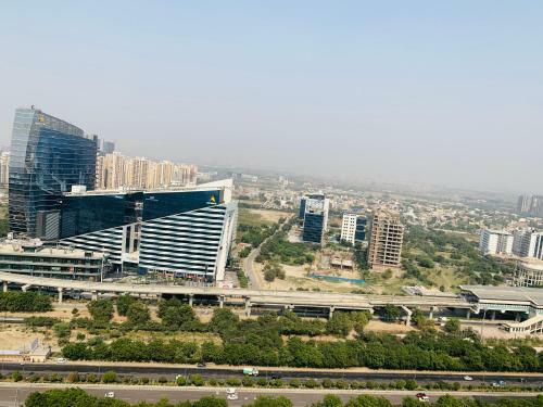 Apartamento The Urban Square Near Indiaexpo Mart
