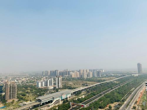 Apartamento The Urban Square Near Indiaexpo Mart