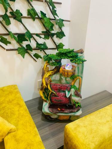 Apartamento The Savage Square Near India Expo Mart