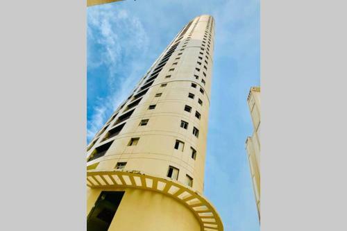 Apartamento The Metro Square Near India Expo Mart