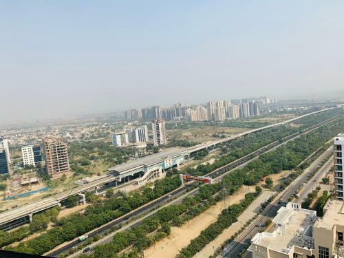 Apartamento The Karma Square Near India Expo Mart