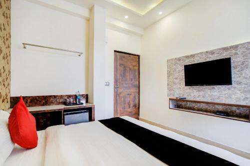 Hotel Capital O75500 A & V Hospitality