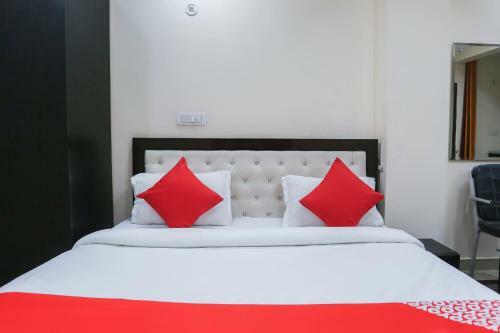 Oyo 69889 Hotel Premium