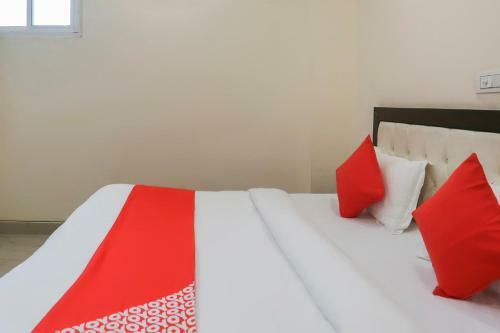 Oyo 69889 Hotel Premium
