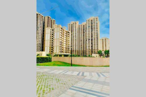 Apartamento The F�ilte Square Near India Expo Mart