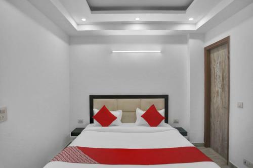 Hotel Oyo 82100 Golden Residency