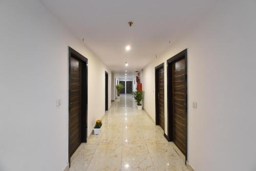 Hotel Hari International - Noida Sector 11