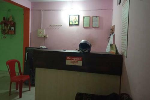 Hotel Pop 84329 Shree Laxmi Home's