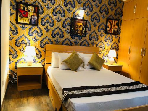Gulmohar Service Apartment