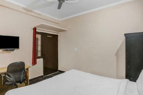 Hotel Capital O 84298 Smg George