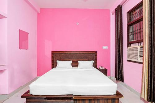 Oyo 84383 Hotel Sweet Residency