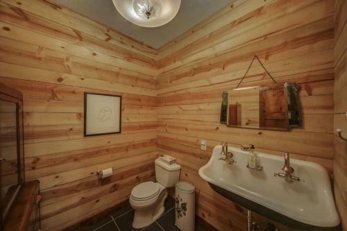 Lark Trail Cabin By Casago Mccall - Donerightmanagement