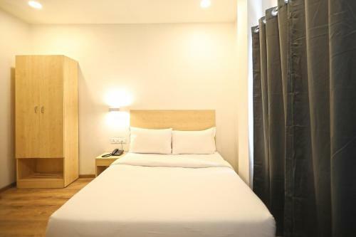 Oyo Townhouse 75420 Hotel Zen Garden