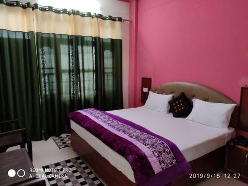 Hostal The Himalayas Guest House