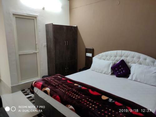 Hostal The Himalayas Guest House