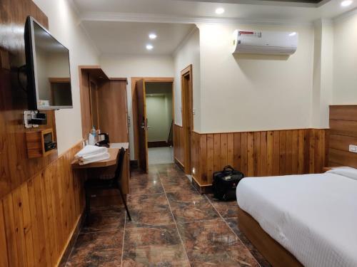 Hotel Nomadic Inn