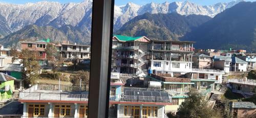 Hotel Snow Crest Inn Pvt Ltd