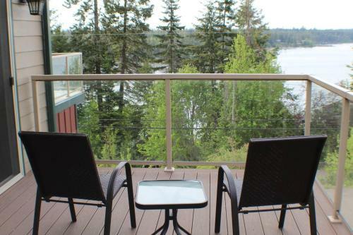 Hayden Lake Views - Sleeps 6