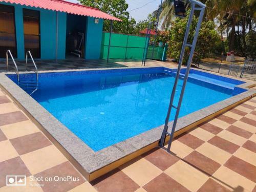Sahoj Villa 8bhk Alibaug