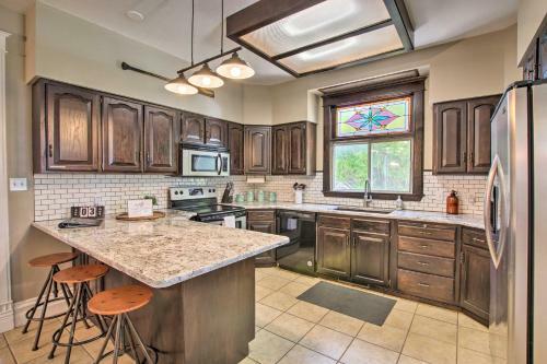 Charming Paris House About 1 Half Mi To Canyon!