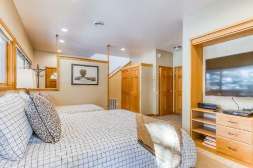 Topaz Getaway