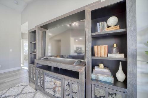 Twin Falls Modern Retreat