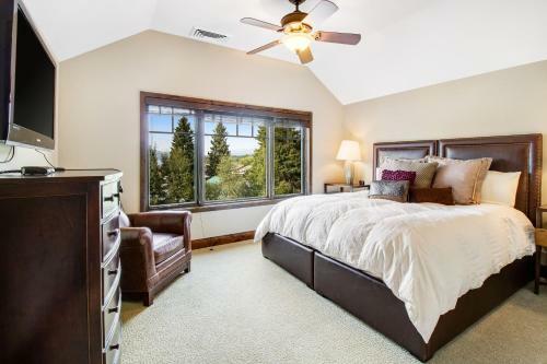 Payette Lake Penthouse