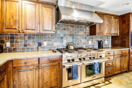 Payette Lake Penthouse