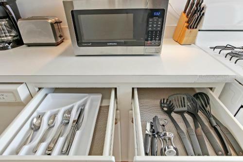 Apartamento Spacious 2br Apt With Balcony & Wifi